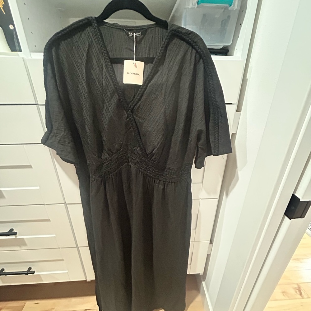 Bloom Chic Black Women's Dress